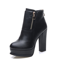 Stiefeletten mit hohem Absatz