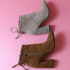 Botines de tela con tacones altos