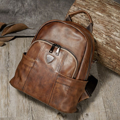 Handreiben von pflanzlich gegerbtem Leder