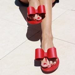 Chanclas planas con lazo de cristal para playa y exteriores