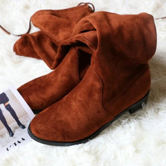 Hohe Stiefel aus Stoff mit Schnürung und quadratischem Absatz