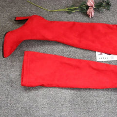 Botas altas de PU con tacones altos