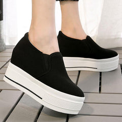 Zapatos casuales sin cordones con plataforma