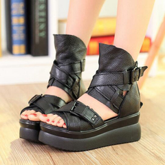 Plateausandalen aus echtem Leder