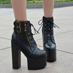 Wasserdichte Schuhe mit hohen Absätzen