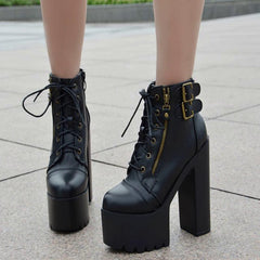 Wasserdichte Schuhe mit hohen Absätzen