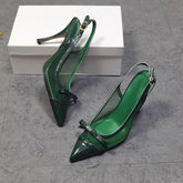 Grüne Slingback-Pumps aus Leder mit Stilettoabsatz