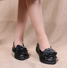 Ballerinas aus echtem Leder mit spitzer Spitze