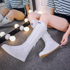 High-Top-Stiefel mit Spitze