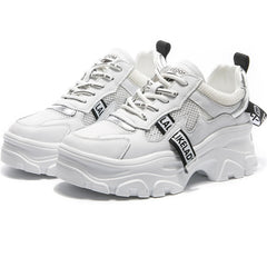 Sneakers aus echtem Leder und Mesh