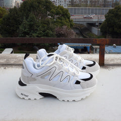 Klobige Sneakers aus Wildleder