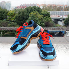 Sneakers aus echtem Leder und Mesh