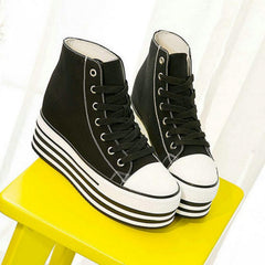 Lässige Plateau-Sneaker