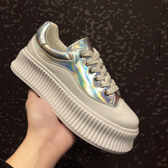 Lässige Plateau-Sneakers aus Leder