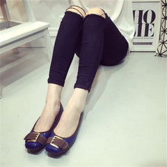 Lässige Flats mit Schnallen