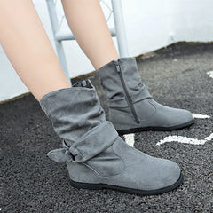 Lässige, solide Stiefel