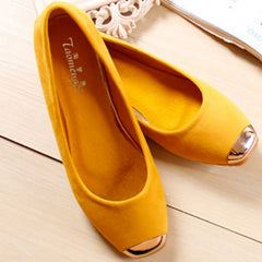 Zapatos planos de cuero con puntera de metal