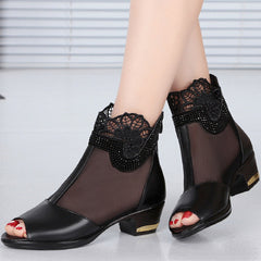 Botines con tacón cuadrado