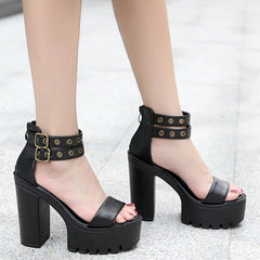 Sandalias de tacón alto de piel suave