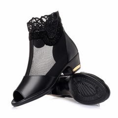 Botines con tacón cuadrado