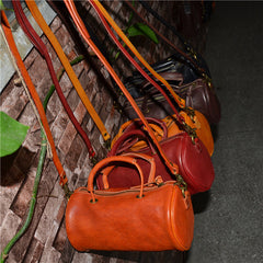 Lindo bolso bandolera de piel curtida vegetal hecho a mano