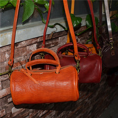 Lindo bolso bandolera de piel curtida vegetal hecho a mano