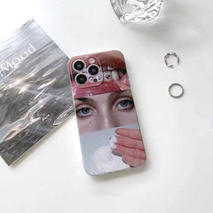 Funda para iPhone con diseño de chica estética