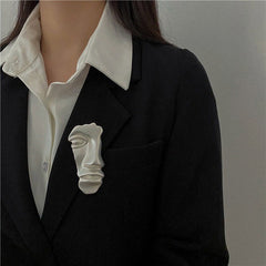 Artsy Face Vintage Ästhetische Brosche