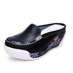 Plateauschuhe mit Blumenprint