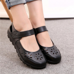 Sandalen mit Hohlsaum aus echtem Leder