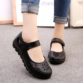 Sandalen mit Hohlsaum aus echtem Leder