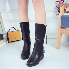 Lässige Plateaustiefel aus Leder