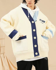 Strickjacke mit Küstenästhetik