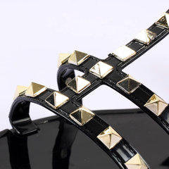 Sandalias casuales con correa y hebilla