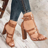 Hochhackige Gladiator-Sandalen mit Knöchelriemen