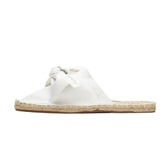 Alpargatas planas con nudo de mariposa