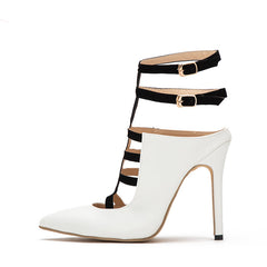 Gladiator-Pumps aus PU-Leder mit hohen Absätzen und Schnallen