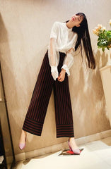 Basic-Pumps aus PU-Leder mit quadratischem Absatz