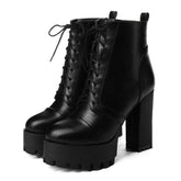 Botas de plataforma con tacones cuadrados negros