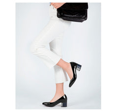 Pumps aus Lackleder mit buntem Absatz