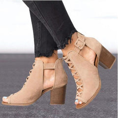 Zapatos de tacón cuadrado con punta abierta de piel aterciopelada