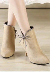 Botines de tacón medio de piel de ante