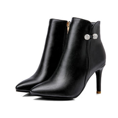 High Heel Stiefeletten mit dekorativer Kristallschleife