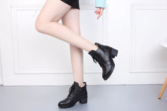 Weiche Stiefeletten aus echtem Leder mit Fell innen