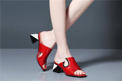 Sandalen mit Absatz aus Leder