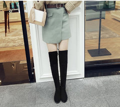 Flache Overknee-Stiefel aus Flock-Stretch