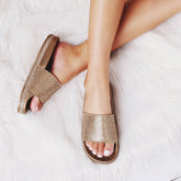 PU Leather Flip Flops With Rhinestones