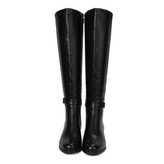 Hohe Stiefel aus Leder mit runder Spitze