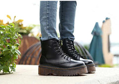 Botas de plataforma cálidas con cordones informales