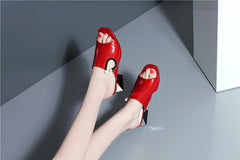 Sandalen mit Absatz aus Leder